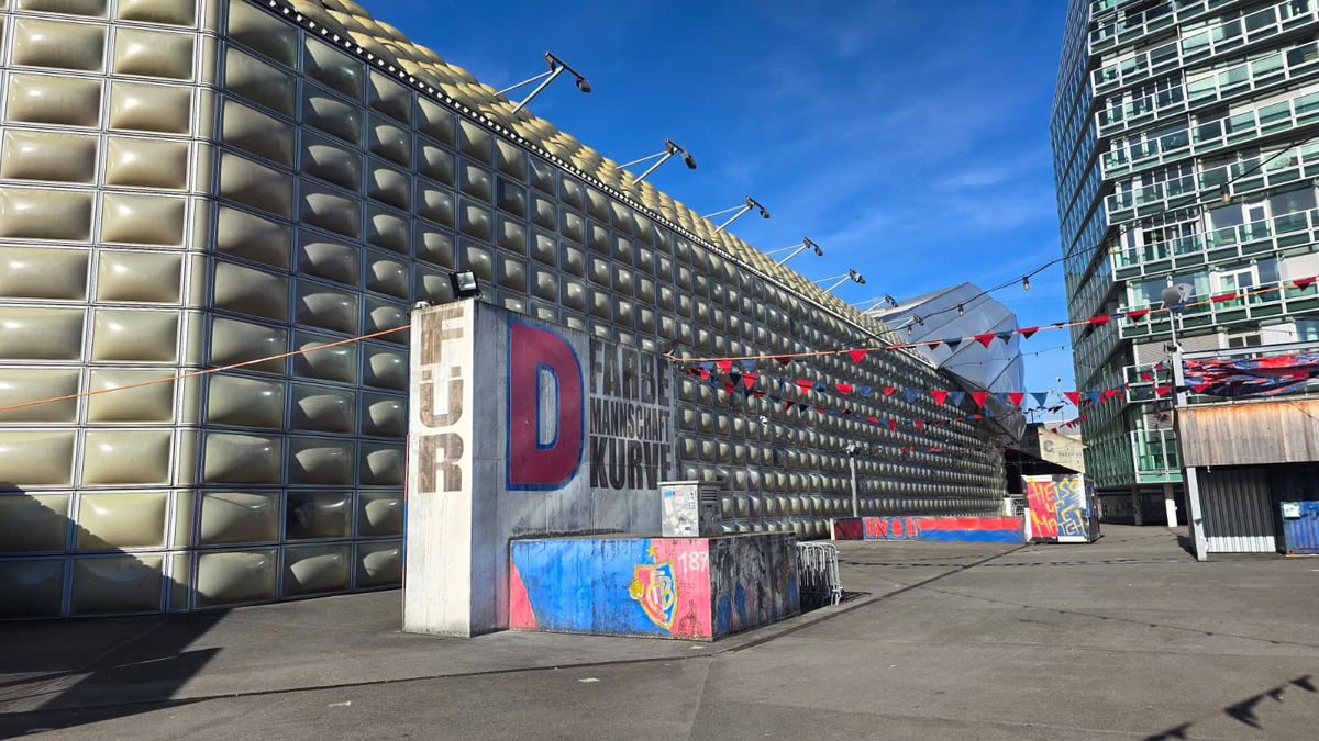 La Basel, fotbalul se joacă peste magazine » FCSB revine pe „St. Jakob-Park”, stadionul cu mall sub Tribuna 1! Locul unui moment șocant din fotbalul românesc