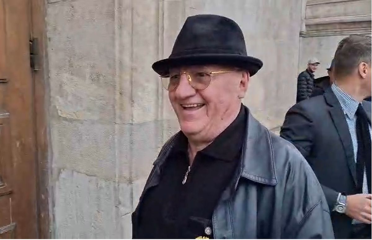 Mitică Dragomir s-a întânit cu Marian „Ceaușescu” în fața CAB București