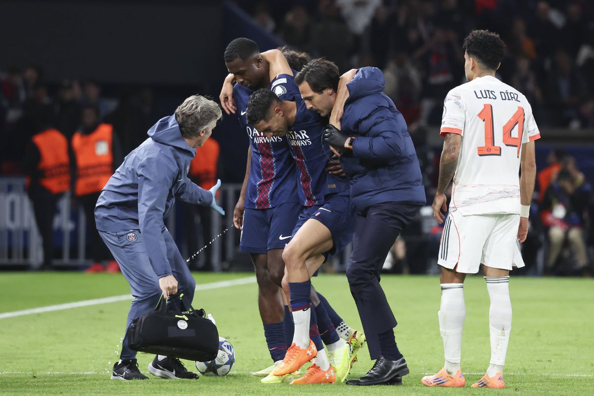 Au început să plângă! Starurile lui PSG s-au accidentat grav în meciul cu Bayern