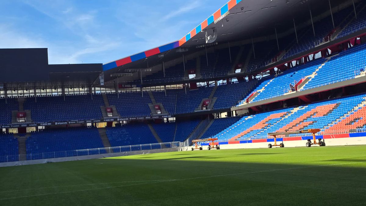 „St. Jakob-Park”, arena unde se va disputa Basel - FCSB