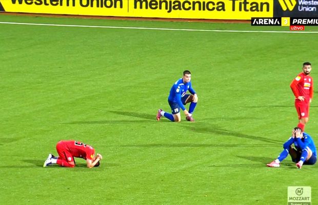 Tulburător! Reacția jucătorilor când află, pe teren, că antrenorul lor a murit