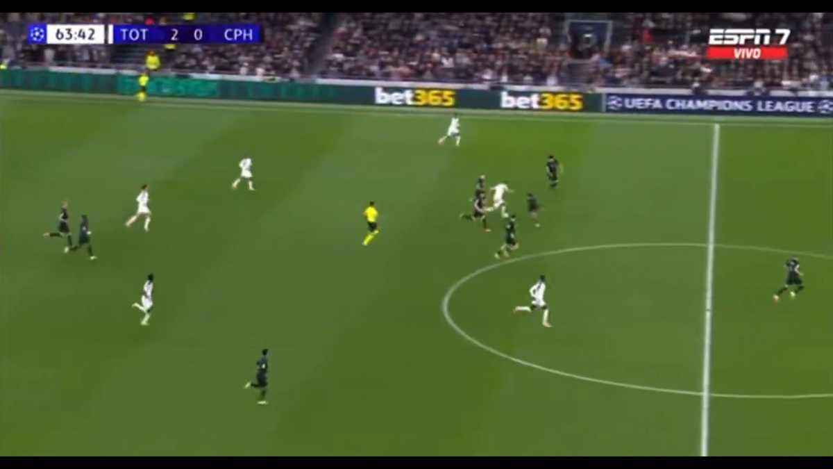 Rivalul lui Drăgușin și-a lăsat „mască” antrenorul: „Dacă mai face asta, să mă ignore cât vrea!”