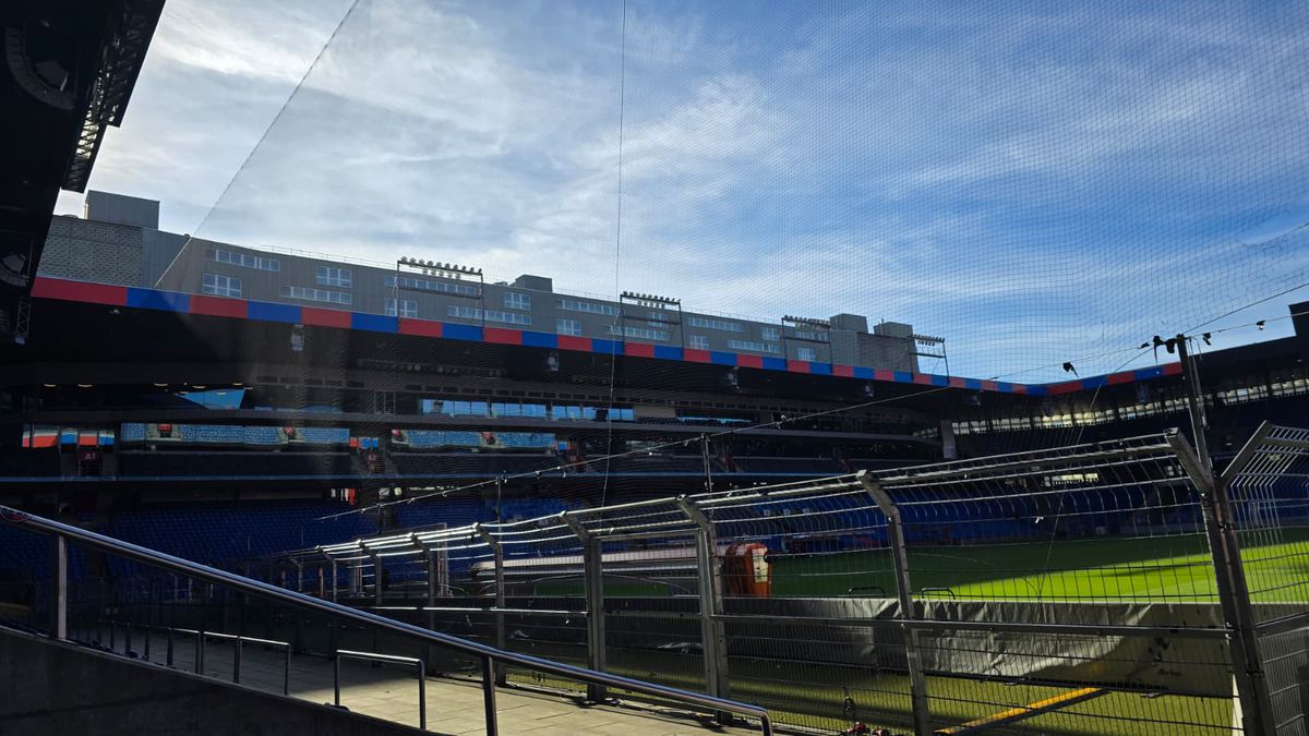 „St. Jakob-Park”, arena unde se va disputa Basel - FCSB