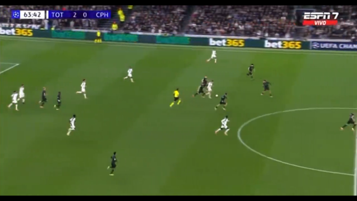 Rivalul lui Drăgușin și-a lăsat „mască” antrenorul: „Dacă mai face asta, să mă ignore cât vrea!”