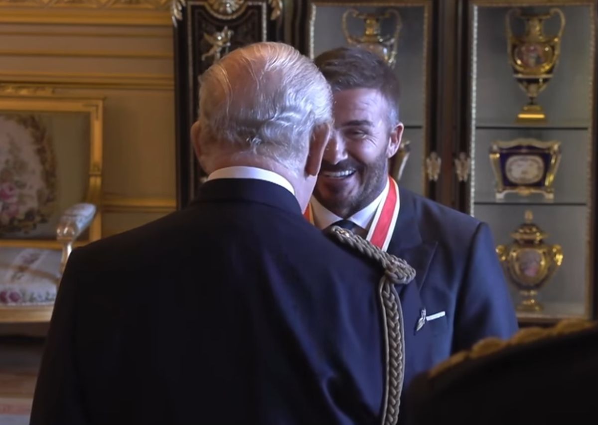 David Beckham a fost ridicat la rang de cavaler de Regele Charles » Soția Victoria i-a fost alături, imaginile au devenit virale