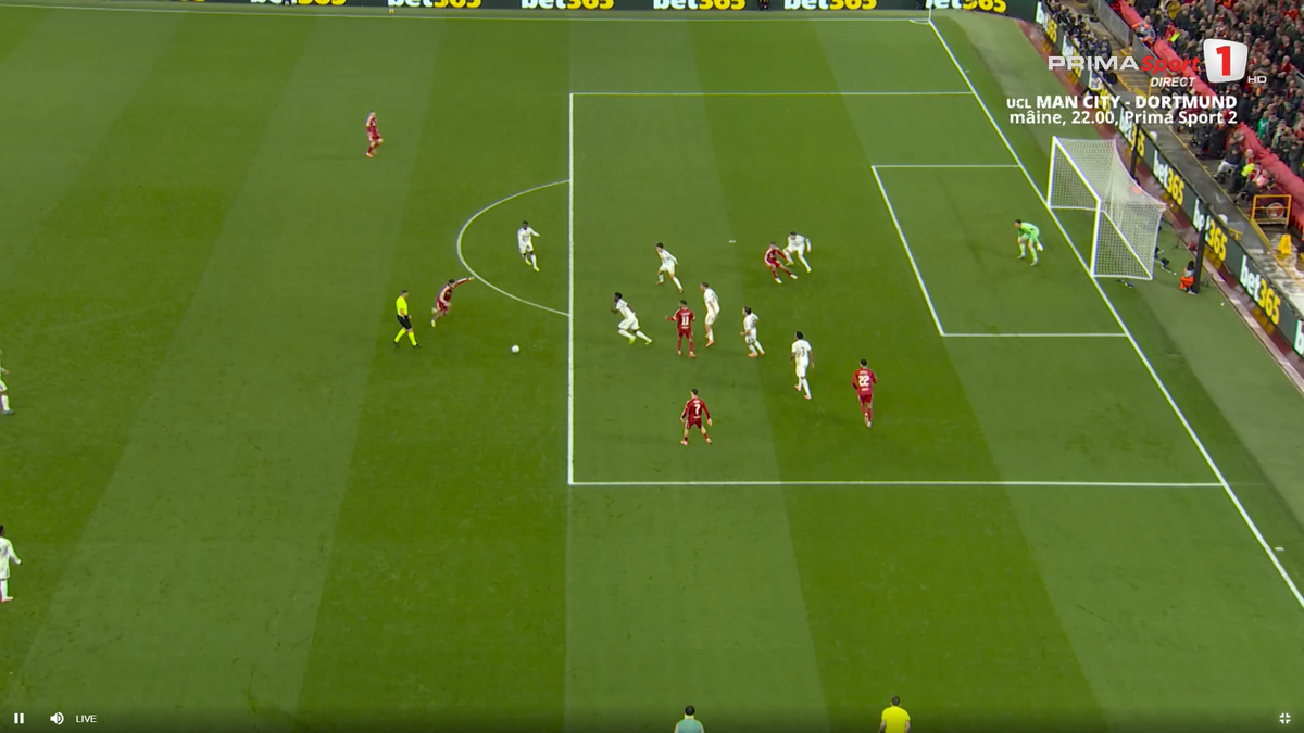 Mingea atinsă cu mâna de Tchouameni în Liverpool - Real Madrid