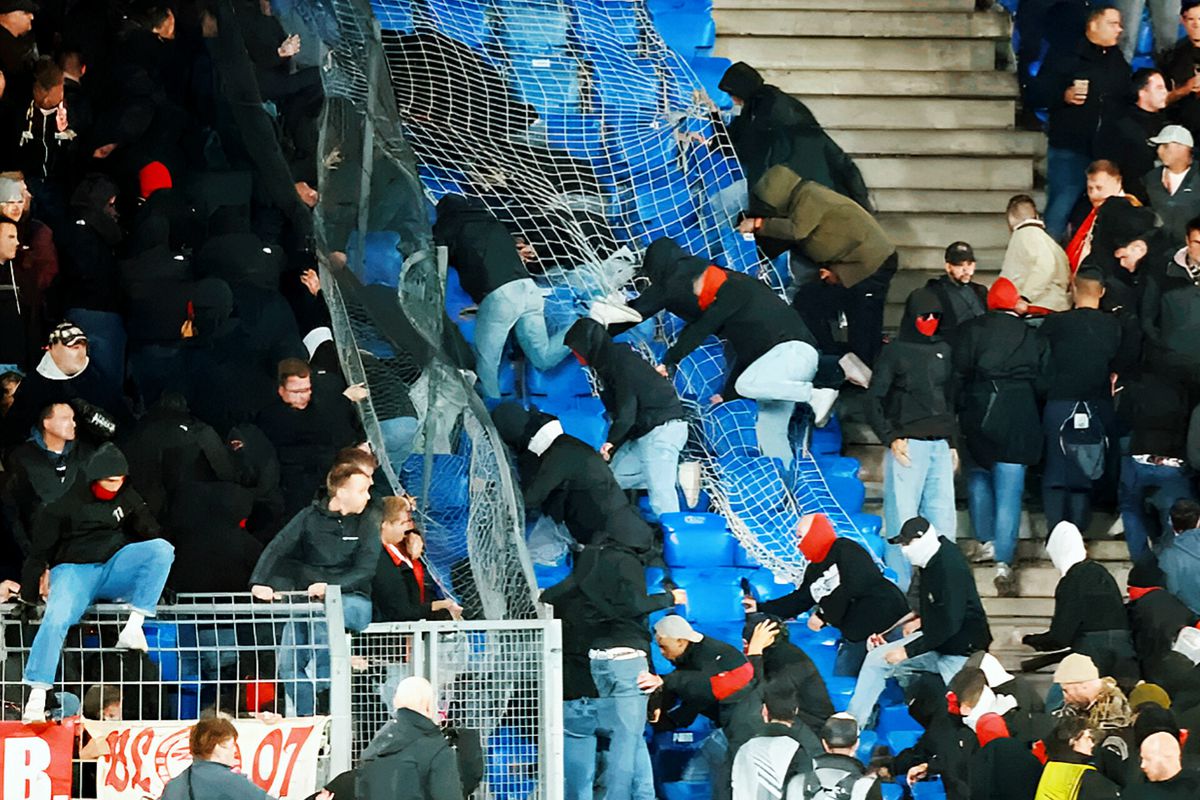 Și ei au „cazierul” pătat! FCSB vine în „infern”: scenele de la ultimul meci european al lui Basel au bulversat propriul club, iar UEFA n-a iertat