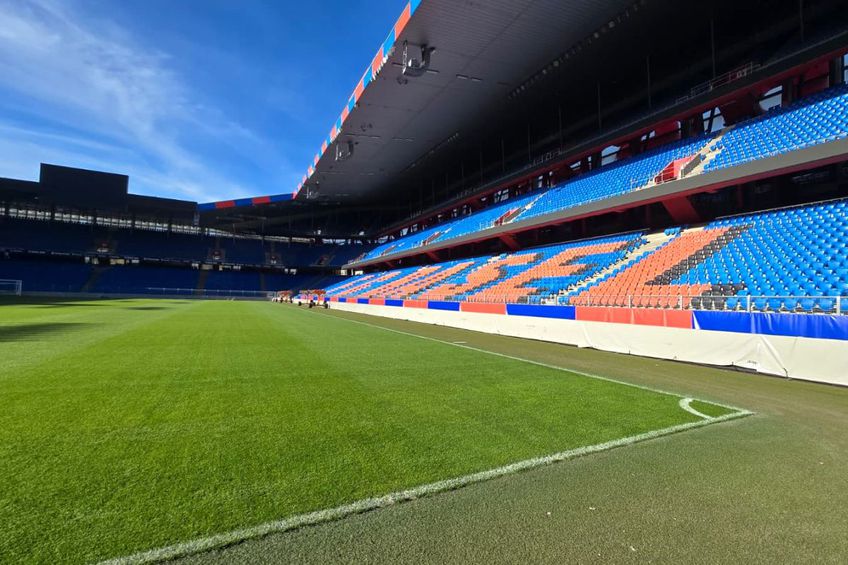 La Basel, fotbalul se joacă peste magazine » FCSB revine pe „St. Jakob-Park”, stadionul cu mall sub Tribuna 1, gazon impecabil și unde Cârțu a spart banca de rezerve