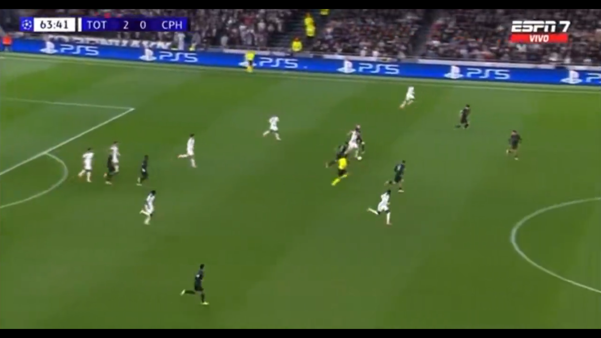 Golul sezonului în Liga Campionilor! Rivalul lui Drăgușin, cursă de 75 de metri, în care a driblat 5 adversari