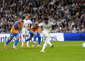 Xabi Alonso l-a păsuit pe Vinicius, dar legenda Realului nu-l slăbește