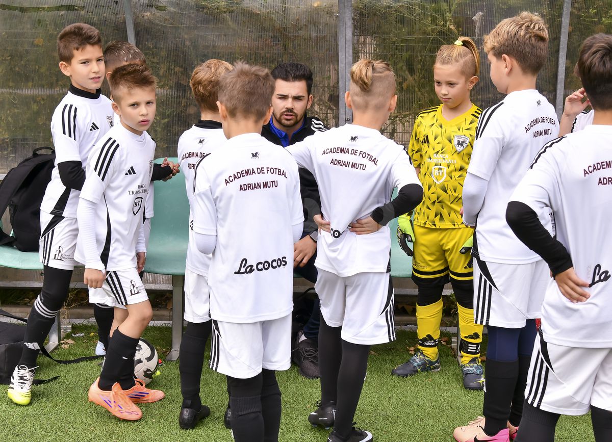 Tiago și Adrian Mutu, la meciul contra Rapidului