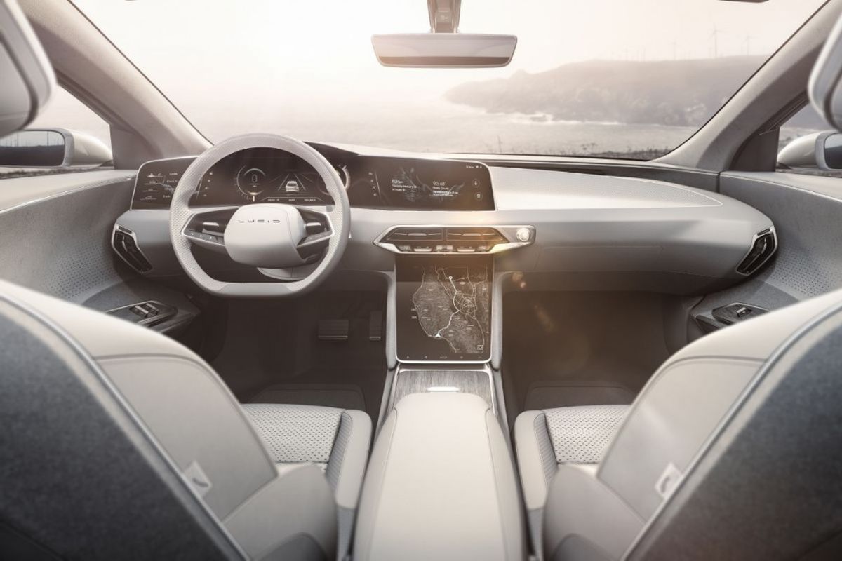 LUCID AIR. S-au rupt de Tesla și au creat o BESTIE! Cea mai tare mașină electrică: 400 de cai putere, autonomie GIGANTICĂ + care e prețul