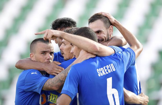 Jucătorii de la Craiova, atacați din interior: „Sunt ieșiți din formă, e automulțumire!”. Cifrele confirmă