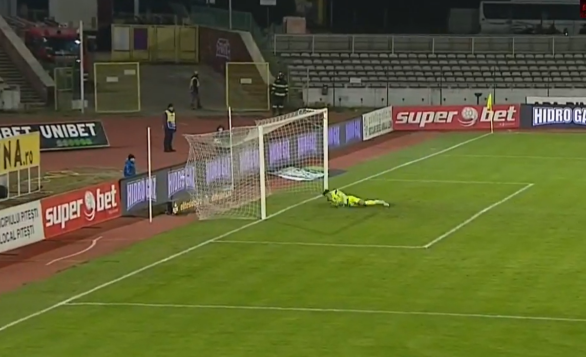 VIDEO+FOTO. Dinamo, gol FABULOS cu FC Argeș! Va face înconjurul lumii » Juan Camara, execuție antologică