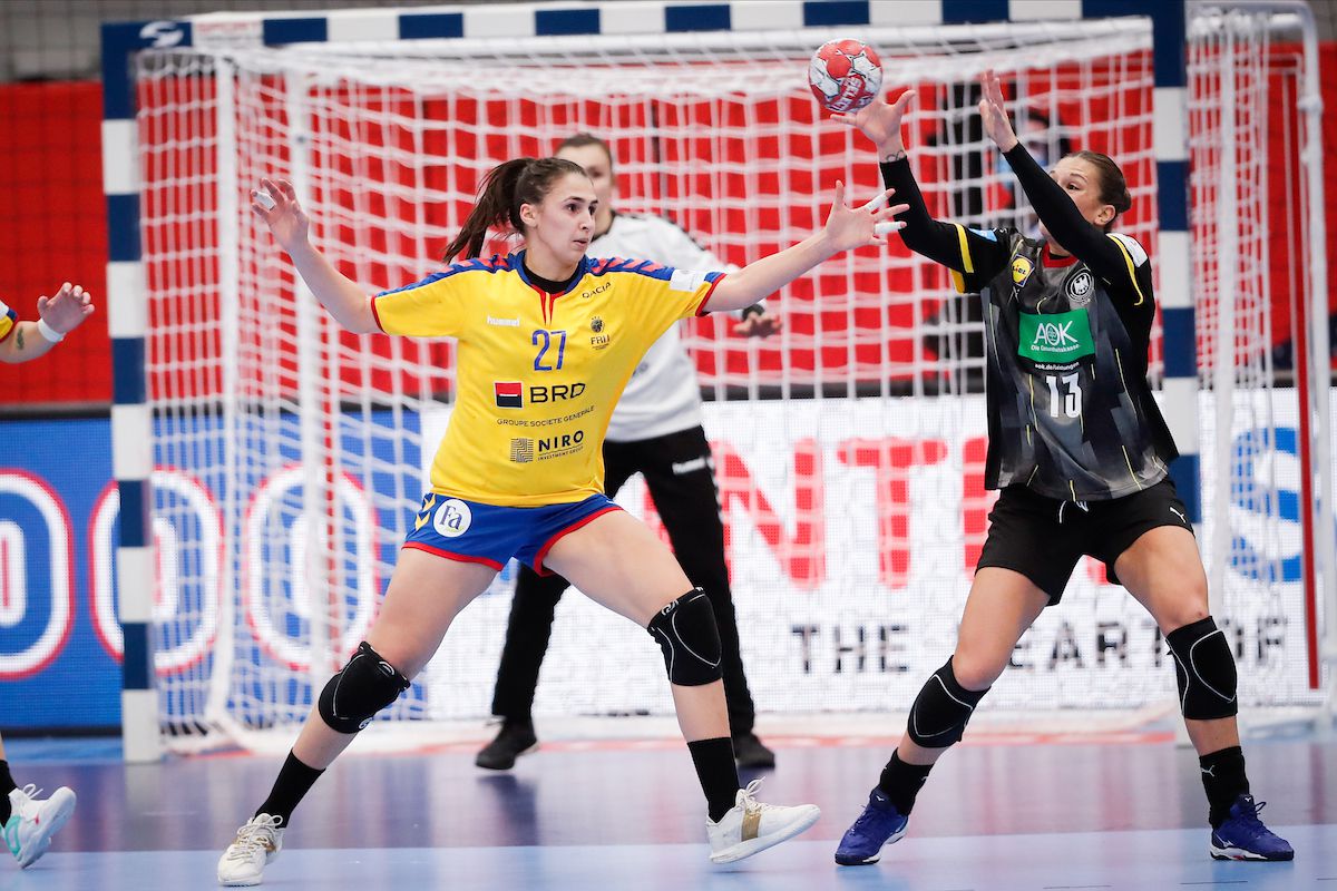 Să nu repetăm contraperformanța din 1998! Ce ar însemna o înfrângere în meciul cu Polonia