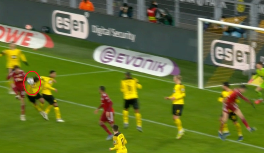 Faza la care Hummels a fost sancționat pentru henț Mai rău ca în Liga 1! Bellingham și Haaland, atac frontal după Dortmund - Bayern: „Arbitrul a trucat meciuri, la ce vă așteptați?!”
