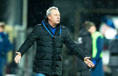 Și-au bătut joc de banii lui Rednic » Oferta all-inclusive pierdută de jucătorii lui Dinamo