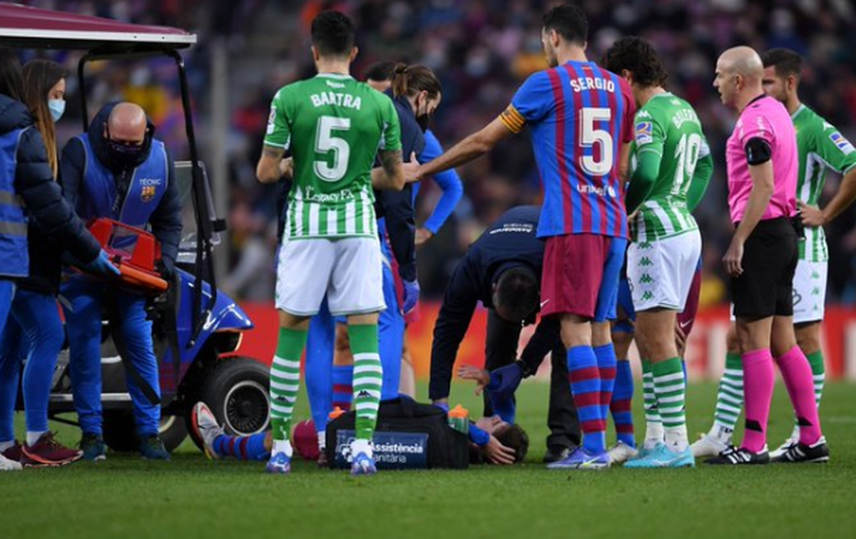 Gavi, accidentat în Barcelona - Betis