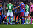Panică la Barcelona » Puștiul-minune Gavi, lovit în cap și înlocuit înainte de pauză