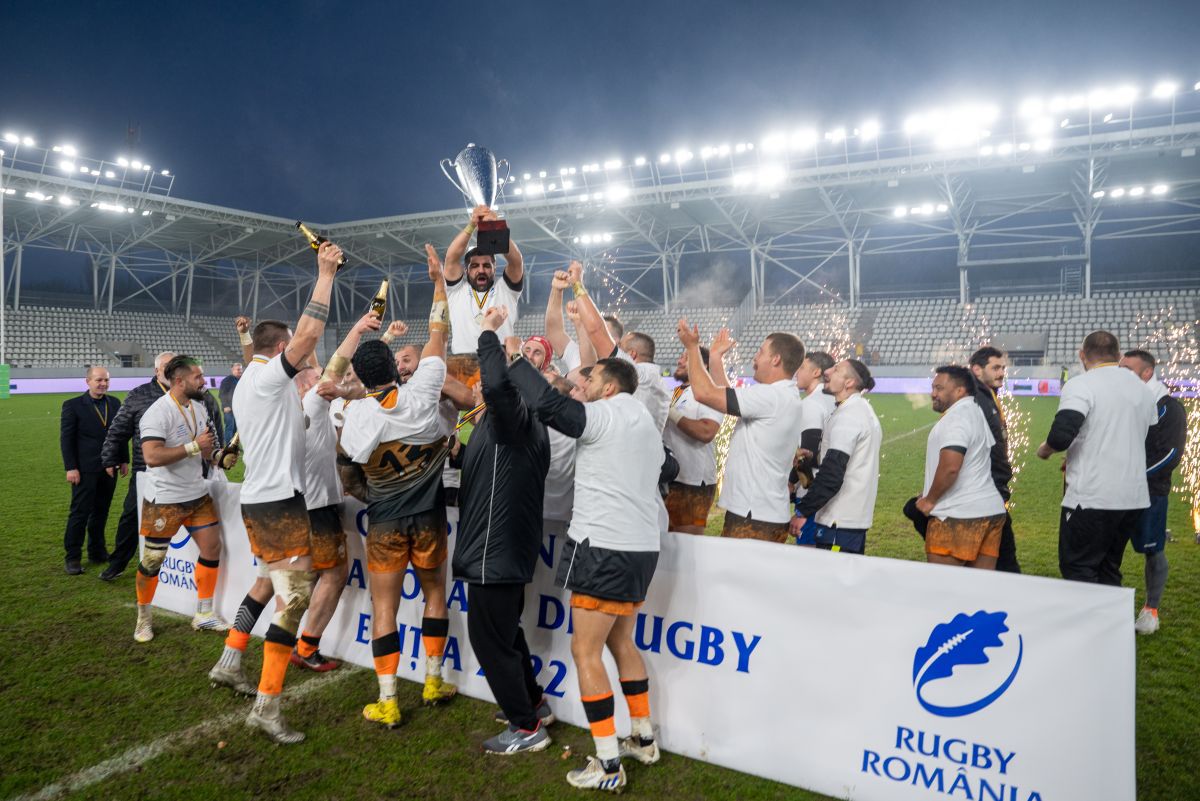 Știința Baia Mare a învins-o pe CSA Steaua în finala Ligii Naționale de rugby! Imagini spectaculoase de pe „Arcul de Triumf”