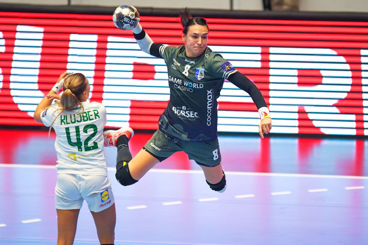 Cristina Neagu, entuziasmată de cele 13 goluri marcate cu Ferencvaros: „Mi-aș dori să jucăm mereu într-o asemenea atmosferă!”