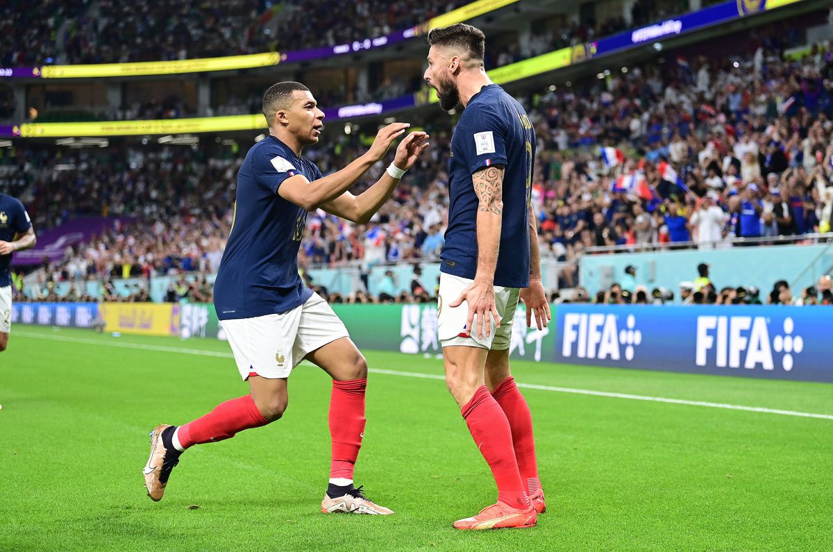 Mbappe și Giroud, imaginile serii la Mondial: „Luați-vă o iubită care să se uite așa la voi” 