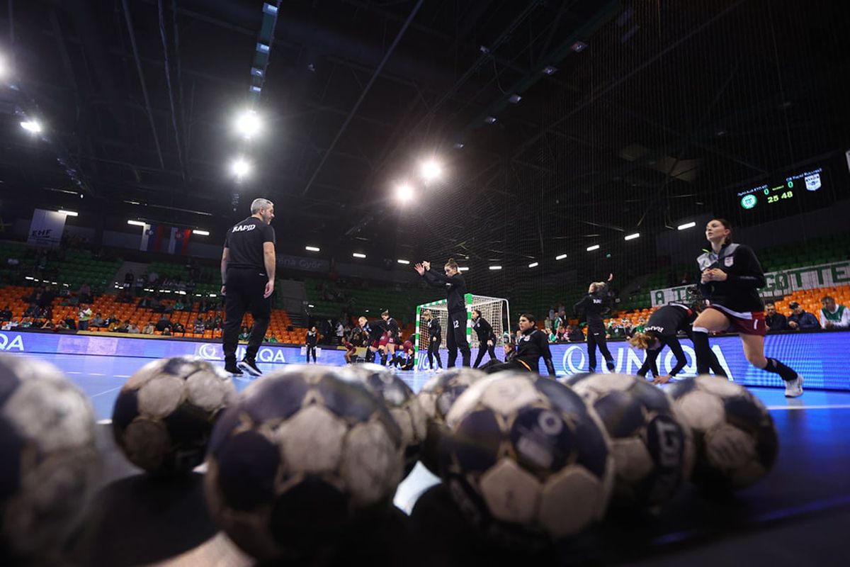 Japonezi? Nu, români! Presa maghiară, cucerită de fanii Rapidului: „Jos pălăria!” » Ce s-a întâmplat la meciul cu Gyor