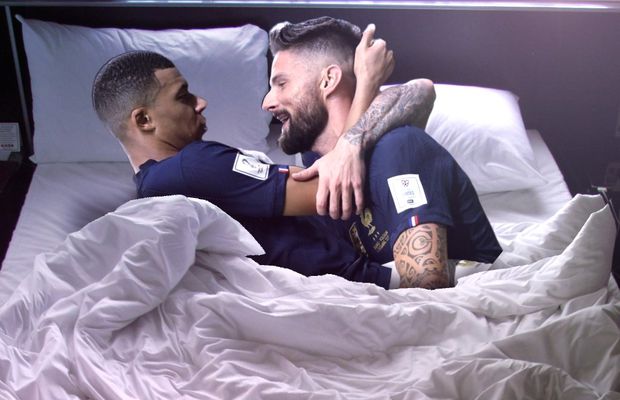 Mbappe și Giroud, imaginile serii la Mondial: „Luați-vă o iubită care să se uite așa la voi” 