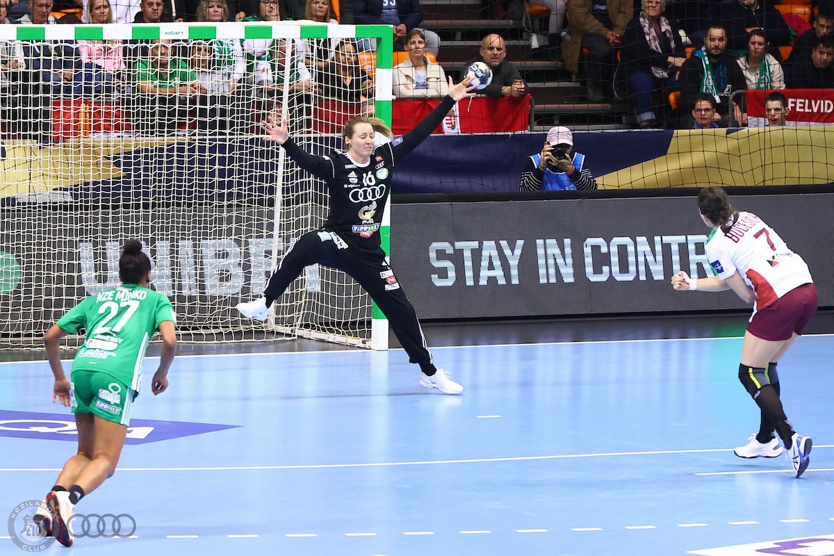 Japonezi? Nu, români! Presa maghiară, cucerită de fanii Rapidului: „Jos pălăria!” » Ce s-a întâmplat la meciul cu Gyor