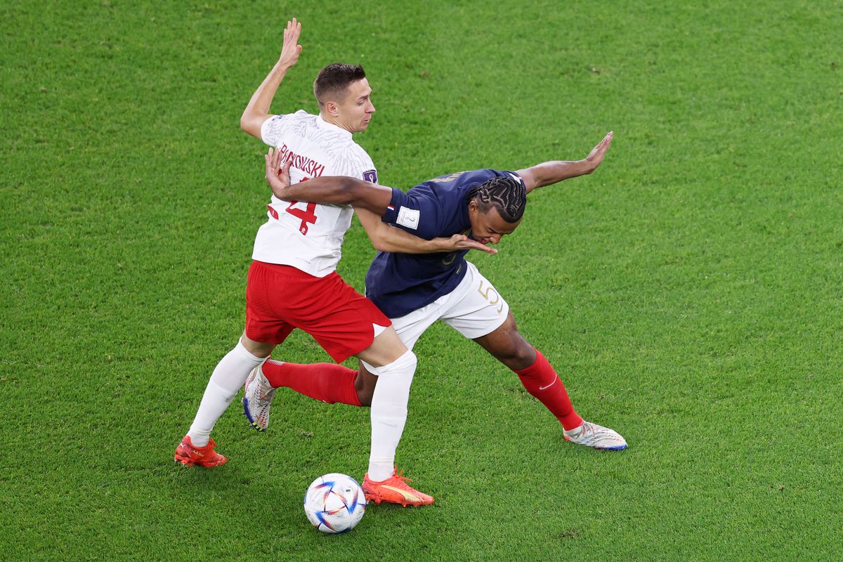 Franța e în sferturi! Polonia, răpusă de Giroud și Mbappe » Lewandowski a marcat în 90'+9