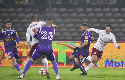 Rapid pierde teren în lupta cu Farul și CFR Cluj » Giuleștenii, salvați de Moldovan în prelungirile de la Pitești! Clasamentul ACUM