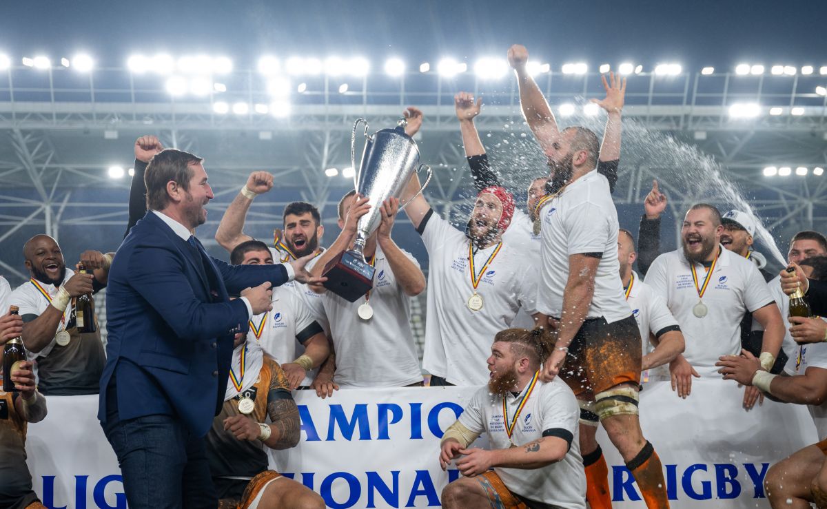 Știința Baia Mare a învins-o pe CSA Steaua în finala Ligii Naționale de rugby! Imagini spectaculoase de pe „Arcul de Triumf”