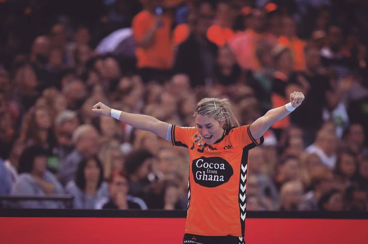 Legenda din lotul Rapidului se retrage din handbal: „Pe 23 mai, ultimul meci. Să fiți acolo!”