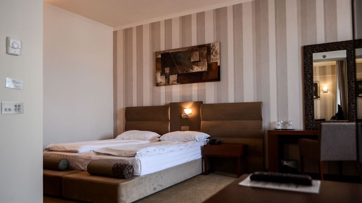 Cât costă o noapte de cazare în hotelul lui Gică Hagi din Mamaia, în plin sezon estival