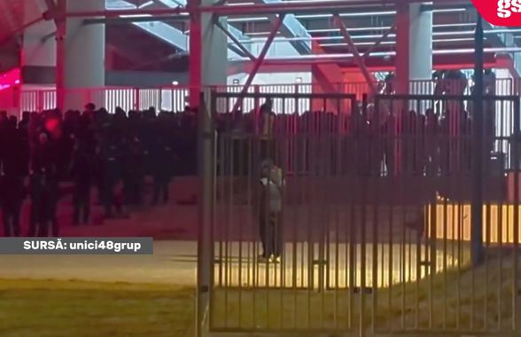 Tensiuni la Sfântu Gheorghe » Fanii lui Dinamo nu au fost lăsați să iasă din stadion: „Jandarmii au replicat cu gaze lacrimogene”