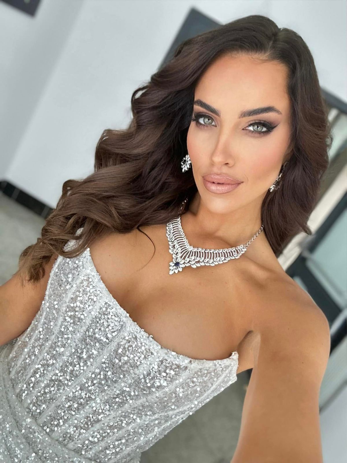 The queen is back! Simona s-a pozat cu tricoul echipei naționale și ne așteaptă la Euro: „Poate că vezi doar o față drăguță”