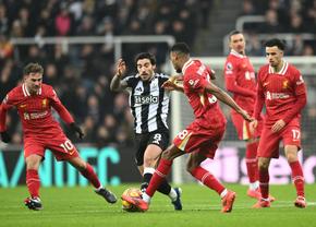 Liverpool, primul „pas greșit” după 7 victorii consecutive » Mo Salah a făcut din nou spectacol, dar „cormoranii” au obținut doar un punct cu Newcastle