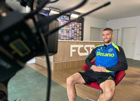 Daniel Bîrligea, autoportret altfel: „Dacă primesc un pumn în gură, știi cum reacționez?” + Cel mai agasant fundaș: „Lovește cu coatele, te ține!”