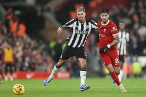 Newcastle - Liverpool, deplasare dificilă în Premier League pentru „cormorani” » Echipele de start + cele mai tari cote