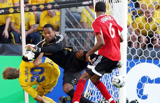 Fostul portar din Premier League a dezvăluit că se luptă cu o boală gravă: „Vă rog, mergeți la analize!”