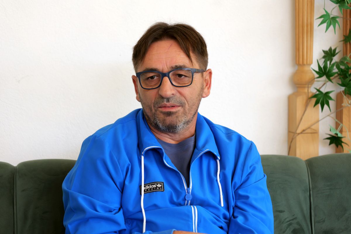 Titularul din Dinamo - Foresta 4-5 a ajuns instalator de gaze: „Am lucrat și la stația de betoane” » Apariție în premieră după 25 de ani: „După meci, ne-au luat la antidrog”