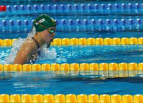 Trei înotători români și-au asigurat prezența în semifinale la Campionatele Europene în bazin scurt