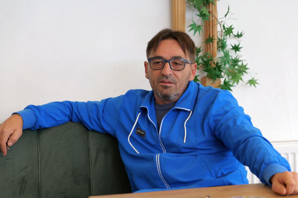 Titularul din Dinamo - Foresta 4-5 a ajuns instalator de gaze: „Am lucrat și la stația de betoane” » Apariție în premieră după 25 de ani: „După meci, ne-au luat la antidrog”