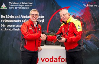 Vodafone și Fundația Vodafone donează echipamente în valoare de 150.000 EUR către Salvamont România