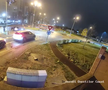 Filmarea cu accidentul care a șocat România: zboară peste două mașini în intersecție!