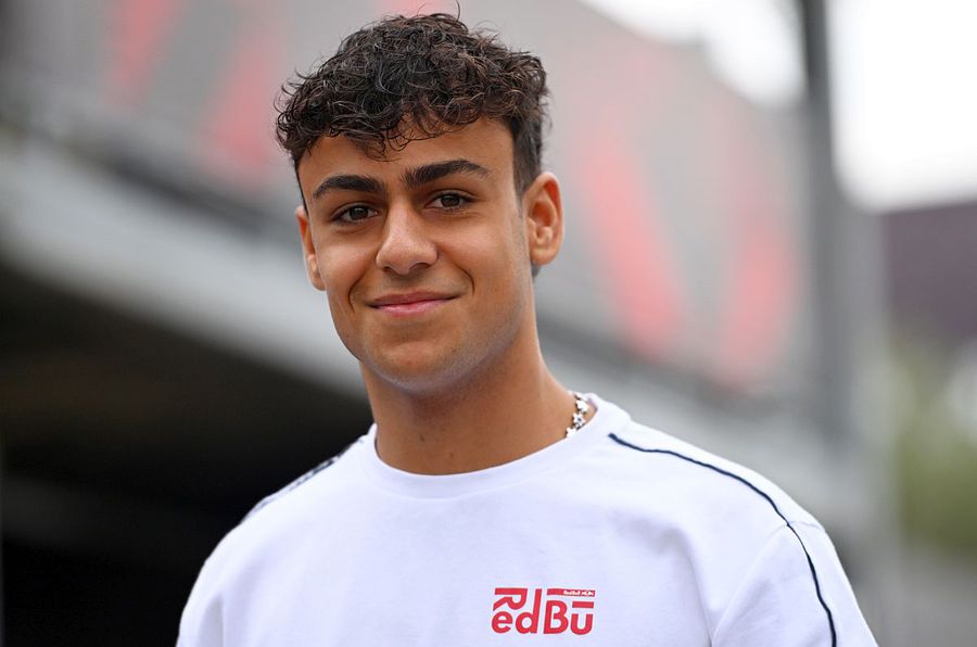 „Ne vedem în 5 ani!” » În 2021 îi făcea o promisiune lui Lando Norris, acum se pregătește pentru debutul în Formula 1!