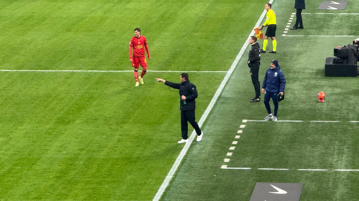 Chivu la Inter - Venezia, monitorizat 90 minute