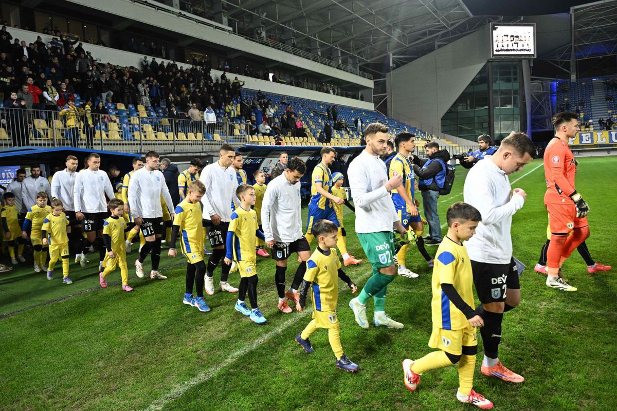 Petrolul - Universitatea Craiova, 4 decembrie 2025