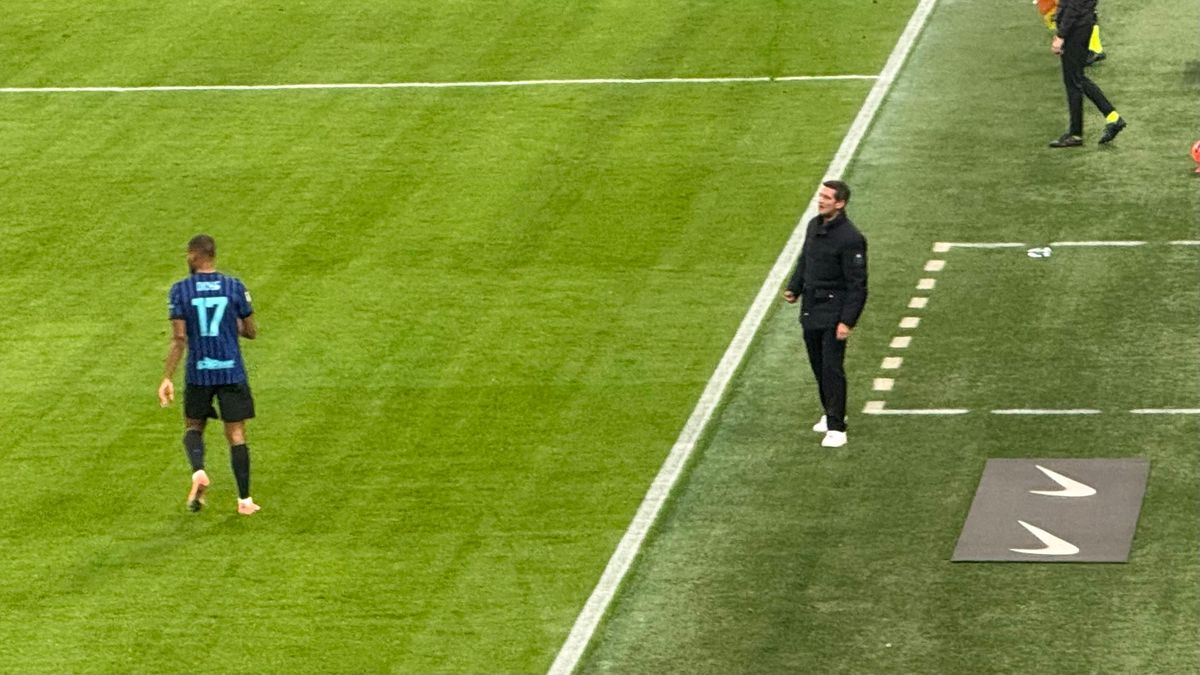 Chivu la Inter - Venezia, monitorizat 90 minute