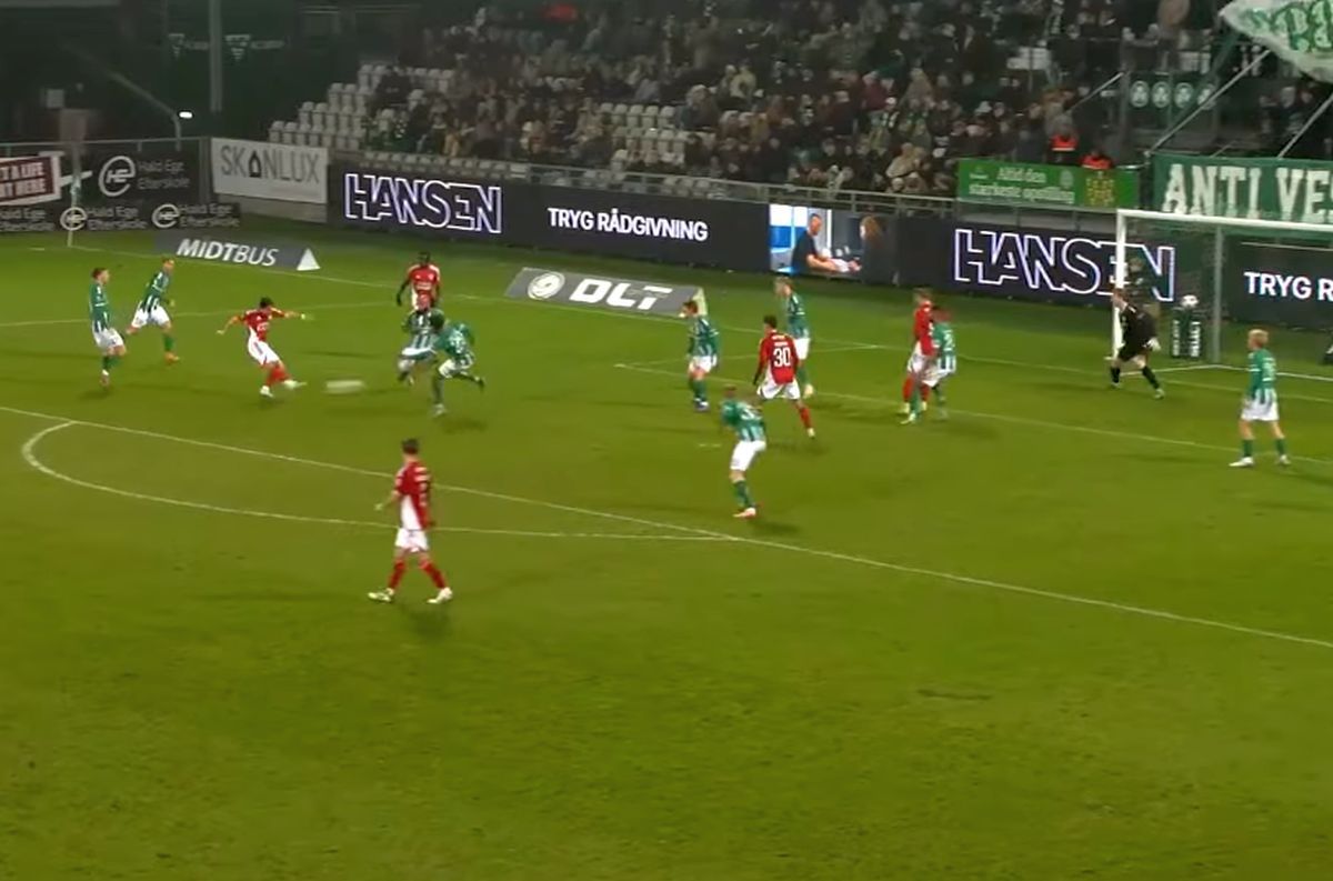 Alexi Pitu a înscris un gol superb, dar echipa lui a fost zdrobită